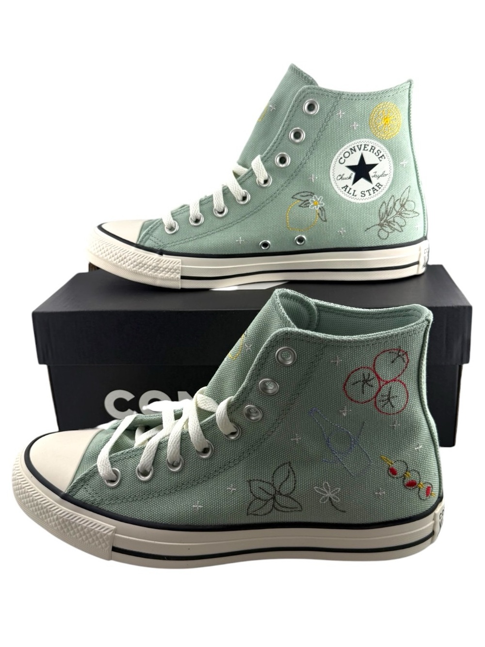 Converse Women's All Star Market Essentials High-Top Sneakers Casual, Size 9